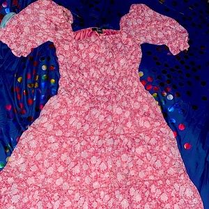 Pink summer dress. Extra small. From the brand trixxi.